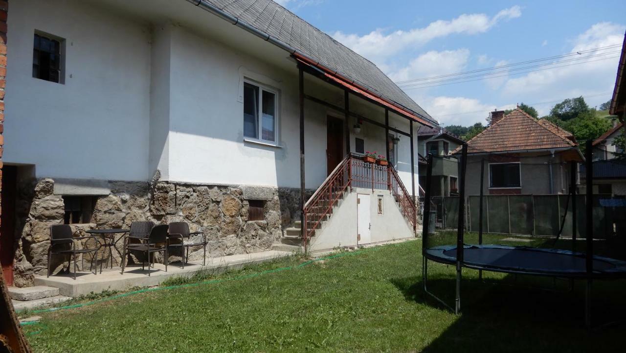 Chalupa U Benov Lúčky Exteriör bild